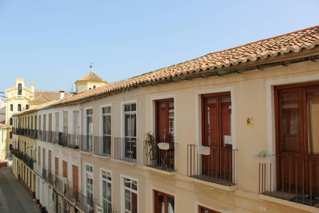 Good Vibes Rustic Downtown Alvarez Apartment Malaga Ngoại thất bức ảnh