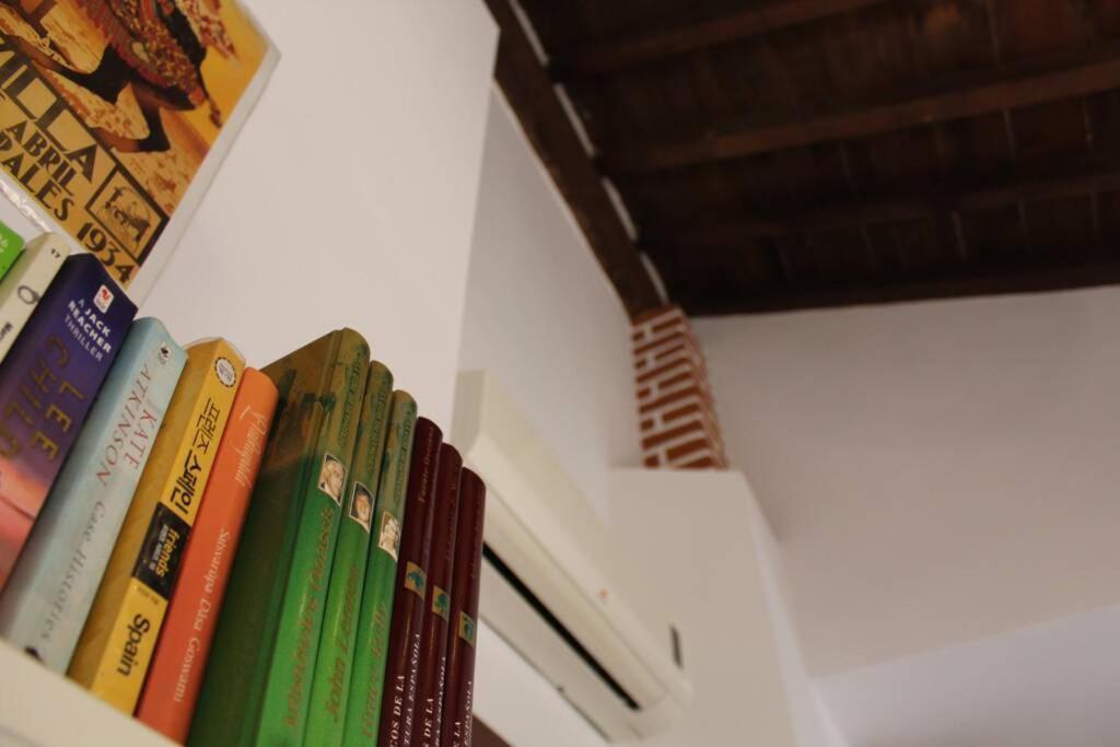 Good Vibes Rustic Downtown Alvarez Apartment Malaga Ngoại thất bức ảnh