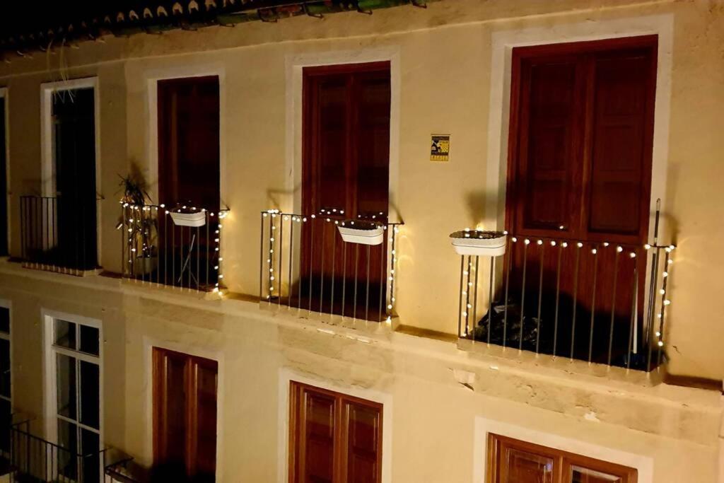 Good Vibes Rustic Downtown Alvarez Apartment Malaga Ngoại thất bức ảnh